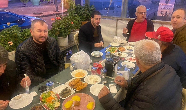 Altınok dostlarıyla iftarda buluştu