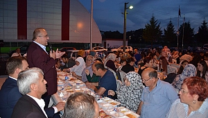 Gider, Sezer için oy istedi