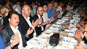 Turan esnaf ile iftarda buluştu