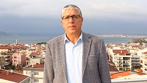 Aday adaylığından çekildi