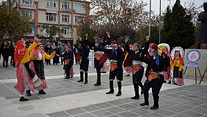Cumhuriyet Meydanı'nda 3 Aralık kutlandı