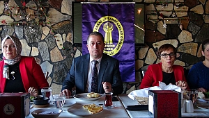 Özcan, kadınları unutmadı