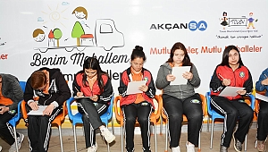 Gençlerin geleceğine ışık tutuyor