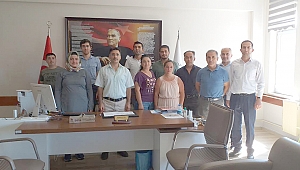 Müdür Etik personelin bayramını kutladı