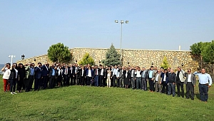 Çanakkale protokolü Mehmetçiğe selam gönderdi