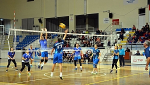 ÇTSO Voleybol Turnuvası'nda heyecan sürüyor