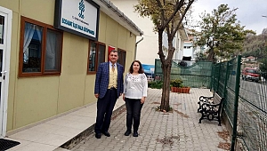 Müdür Dokuz, kütüphaneleri denetliyor