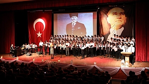 Öğrenciler Atatürk'ü andı