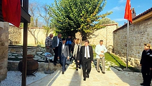 Vali Tavlı'dan Atatürk Evi ve Müzesi'ne ziyaret
