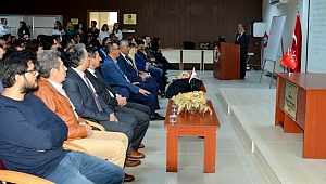 ÇOMÜ’de konferans