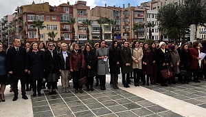 Kadınlar 5 Aralık için toplandı
