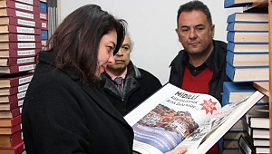 İskenderoğlu; “Kütüphanemiz Çanakkale’mize hayırlı olsun”