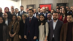 AK Parti'de yeni yönetim açıklandı