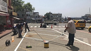 Gelibolu'da yol çizgileri yenileniyor