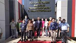 Demircan, yeni kütüphaneyi inceledi