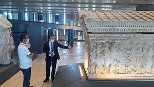 Troya Müzesi'ni inceledi