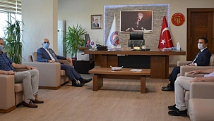 Çanakkale Valisi Aktaş, ÇOMÜ Rektörü Prof. Dr. Sedat Murat'ı ziyaret etti