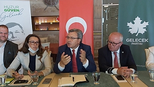 Gelecek Partisi gazetecilerle buluştu