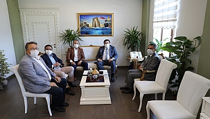 Muharrem Erkek, Vali Aktaş'ı ziyaret etti