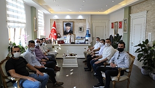 Vali Aktaş'a, 1915 Ruhu Gençlik Platformu'ndan ziyaret