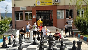"Sokakta satranç var" projesine ilgi büyük