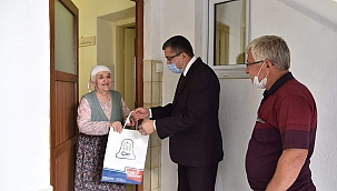 Başkan Öz’den yaşlılara ziyaret