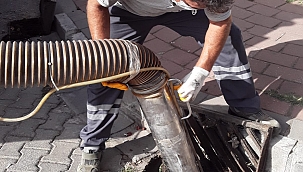 Belediyenin sağanak çalışmaları tüm hızıyla devam ediyor