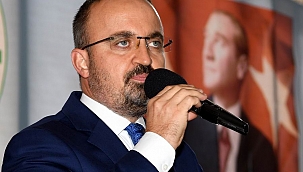 Turan, “Öğretmenlerimiz güçlü bir geleceğe ışık tutuyor”