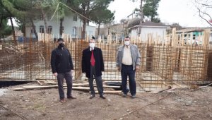 Kaymakam Gürdal, köy konağını inşaatını inceledi