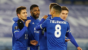 Leicester City AEK'yı geçti