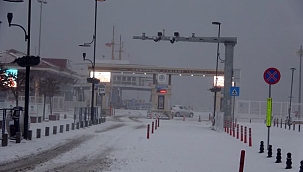 Boğaz 23 saat sonra gemi trafiğine açıldı
