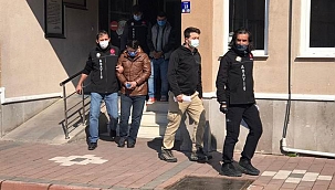 Ev sahiplerinin uyuduğu sırada hırsızlık yapan şüpheliler yakalandı
