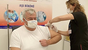 Aşılama hızı açısından Türkiye dünya ülkeleri arasında 6. sırada yer alıyor