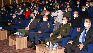 Biga’da İstiklal Marşı’nın 100. yılı törenle kutlandı