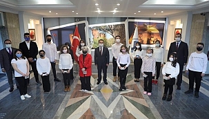 Milli marşımız ve milli şairimizi en güzel anlatanlar ödüllendirildi
