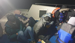 Ölüme terk edilen 7 düzensiz göçmen kurtarıldı