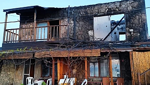 Assos’ta motelde çıkan yangında bir çift ölümden döndü