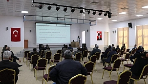 Lapseki'de muhtarlara Covid-19 bilgilendirmesi