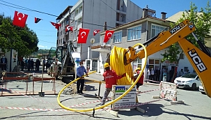 Çardak’a doğal gaz için ilk kazma vuruldu