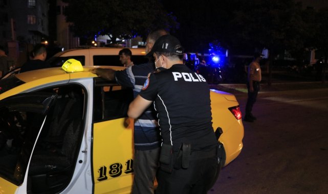 Adana'da bin 300 polisle "Huzurlu Sokaklar" uygulaması