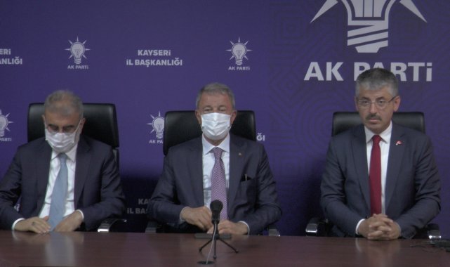 Bakan Akar: "Şehitlerimizin kanlarının yerde kalmaması için kararlılıkla mücadelemizi sürdürüyoruz"