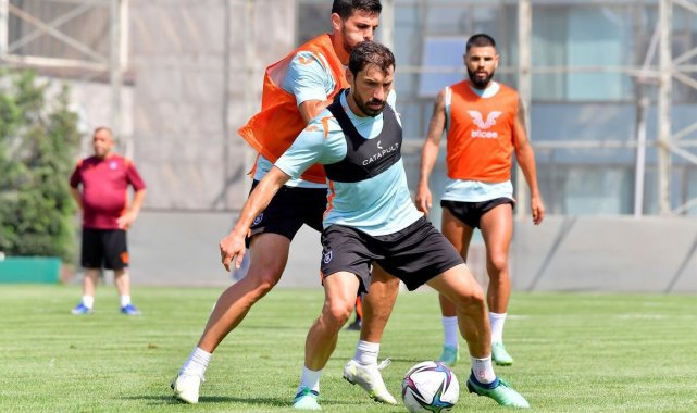 Başakşehir'de Crivelli kondisyoner eşliğinde çalıştı