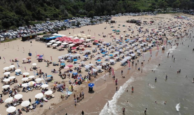 Bayramı İstanbul'da geçirenler Şile'ye akın etti