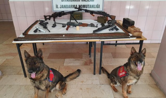 Diyarbakır'da cami bahçesinde bulunan eski tabuttan cephanelik çıktı