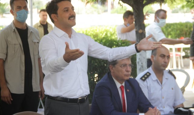 Edremit'te resmi bayramlaşma yapıldı