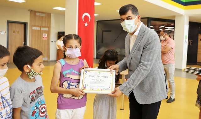 Fadıloğlu, Bilim Şehitkamil'deki öğrencilerle buluştu