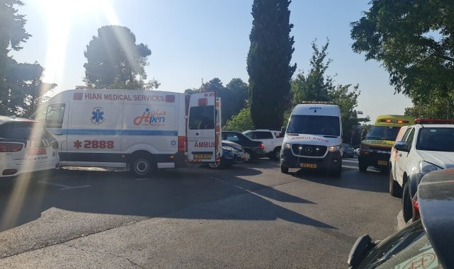 İsrail'de bir yüzme havuzunda klor gazı sızıntısından 40 kişi zehirlendi