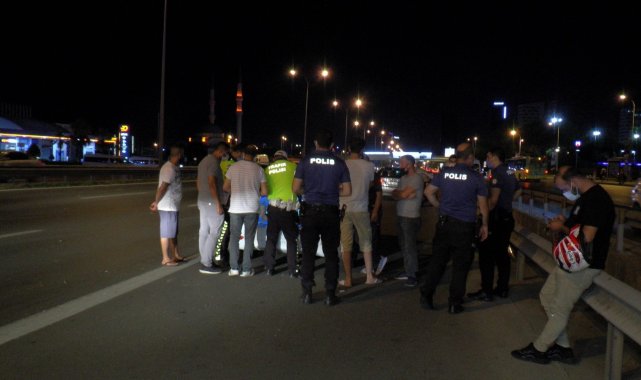 Kartal D-100 Ankara istikametinde 2 ayrı zincirleme trafik kazası: 2 yaralı