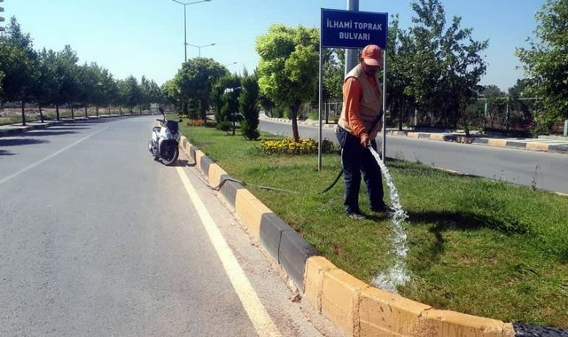 Kilis'te refüj ve bulvarda bayram temizliği