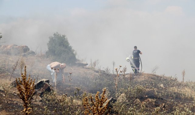 Kula'da ot yangını korkuttu